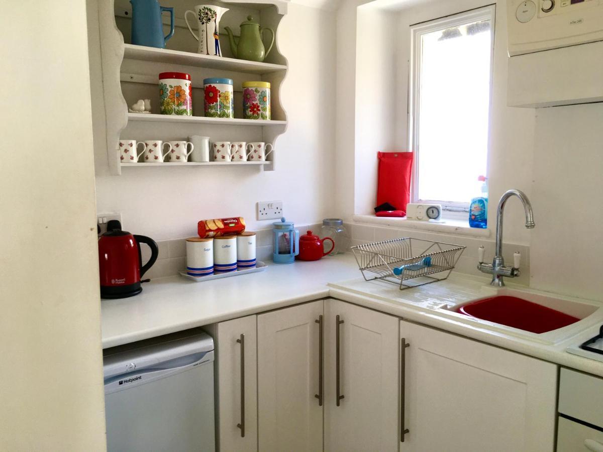 Lyme Regis Renovated Period Seaside Flat Apartment Exterior photo