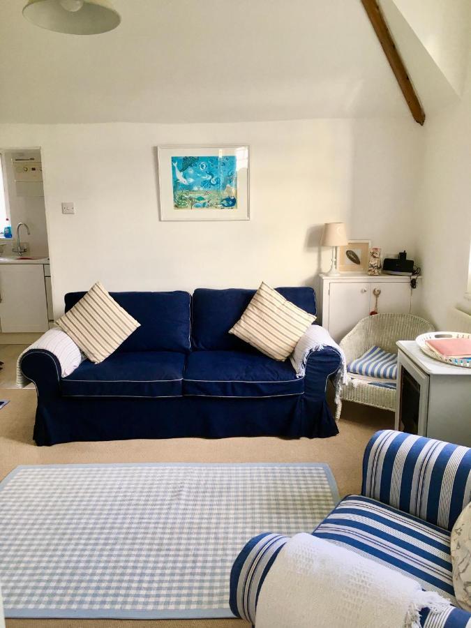 Lyme Regis Renovated Period Seaside Flat Apartment Exterior photo