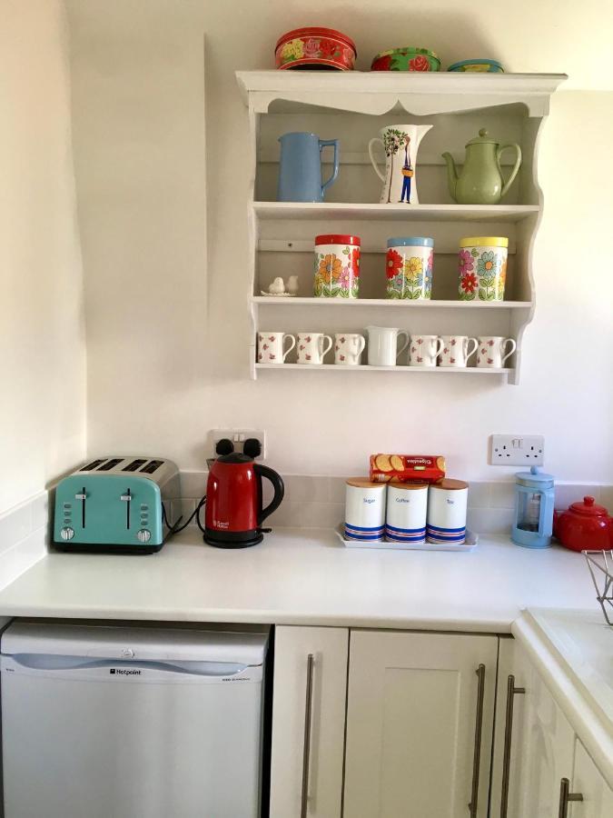 Lyme Regis Renovated Period Seaside Flat Apartment Exterior photo