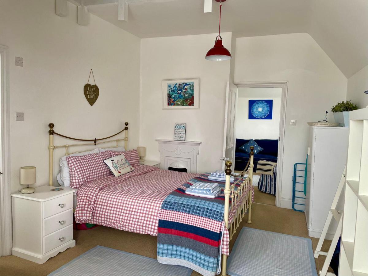 Lyme Regis Renovated Period Seaside Flat Apartment Exterior photo