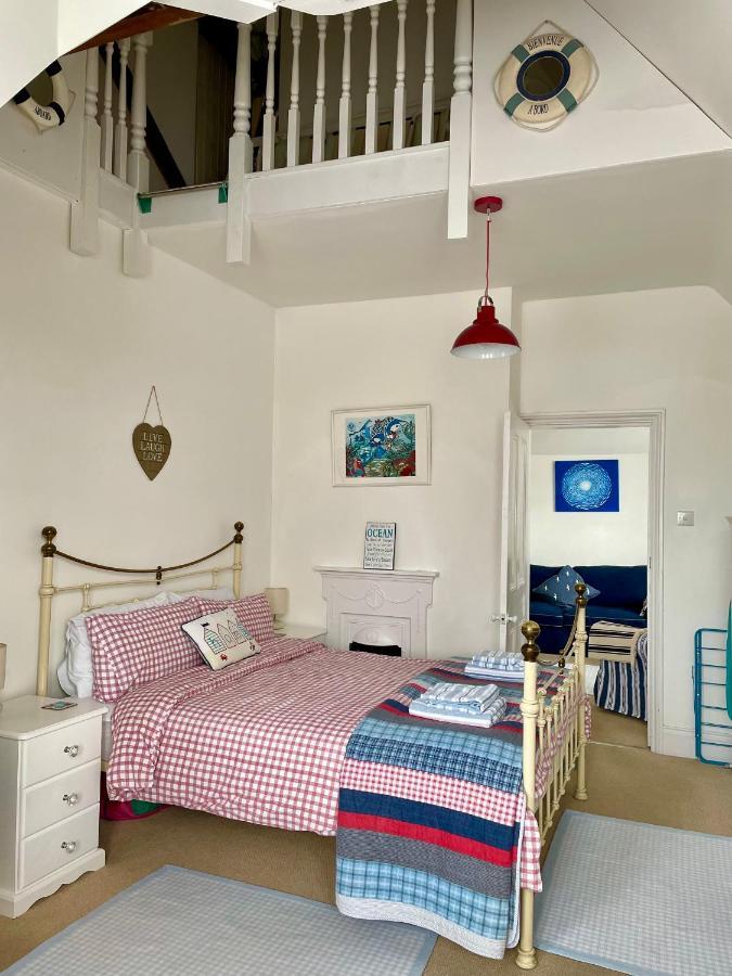 Lyme Regis Renovated Period Seaside Flat Apartment Exterior photo